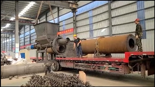 福建客戶定製的椰殼炭化設備開始裝車啦