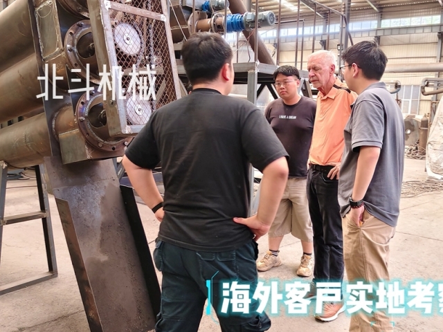 美國采購商考察成人抖音91视频實拍紀錄