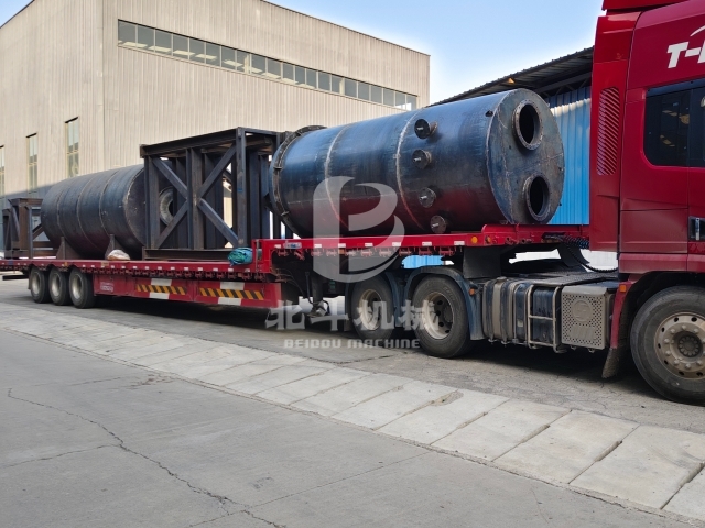 大型烘幹機設備裝車緊張推進保進度